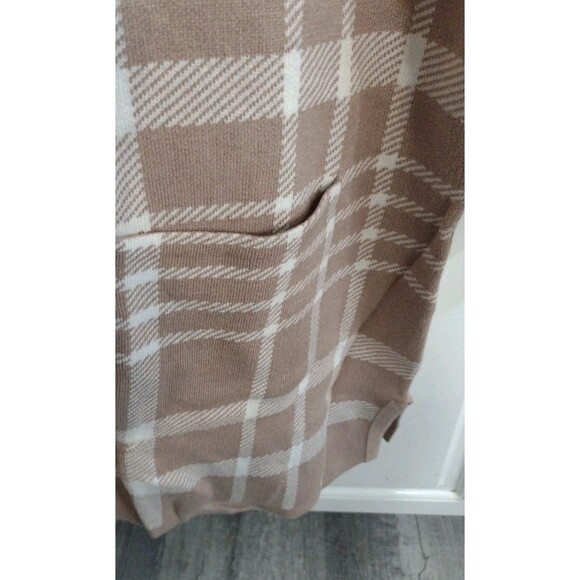 New Isaac Mizrahi Live  Jacquard Cozy Cardigan Cappuccino Plaid 2X - Picture 4 of 6